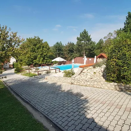 شقة Csalogany Apartment - Biro Tours Nr 152