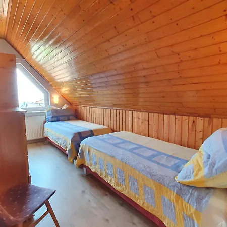 Csalogany Apartment - Biro Tours Nr 152 * فونيارتْسفاشغ