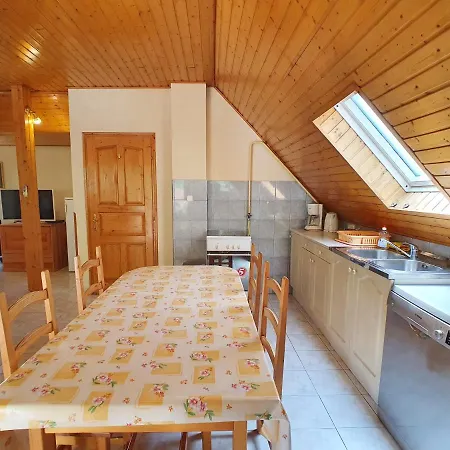 Csalogany Apartment - Biro Tours Nr 152 فونيارتْسفاشغ